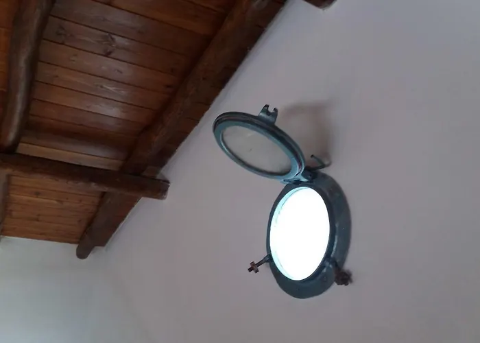 בית נופש Island House העיירה סקיאתוס