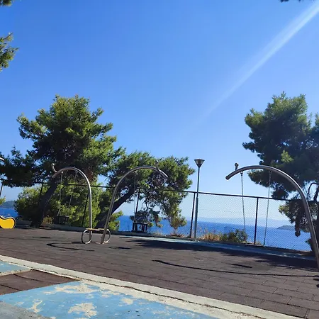 Island House Skiathos stad
