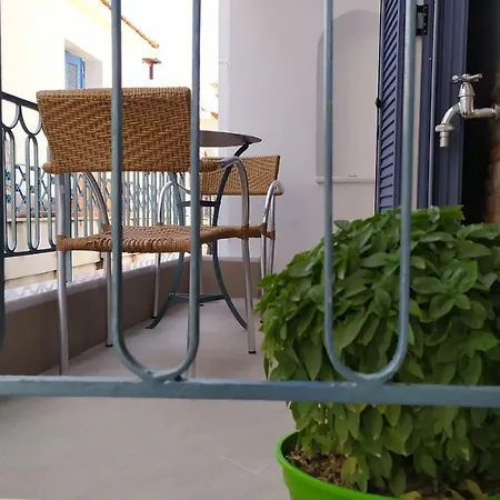 Island House * Σκιάθος Πόλη