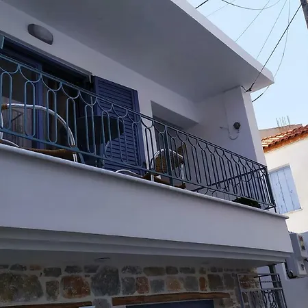 Island House Holiday home *