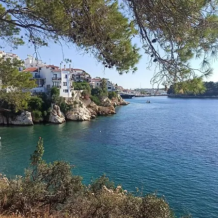 別荘 Island House スキアトスタウン