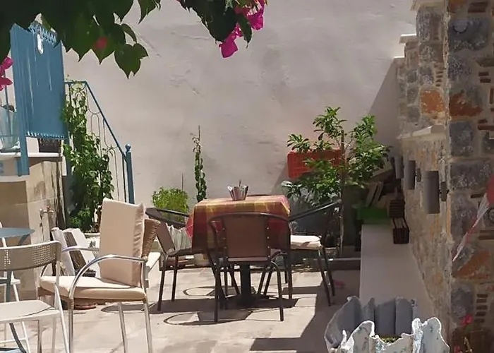 Island House * Skiathos Town